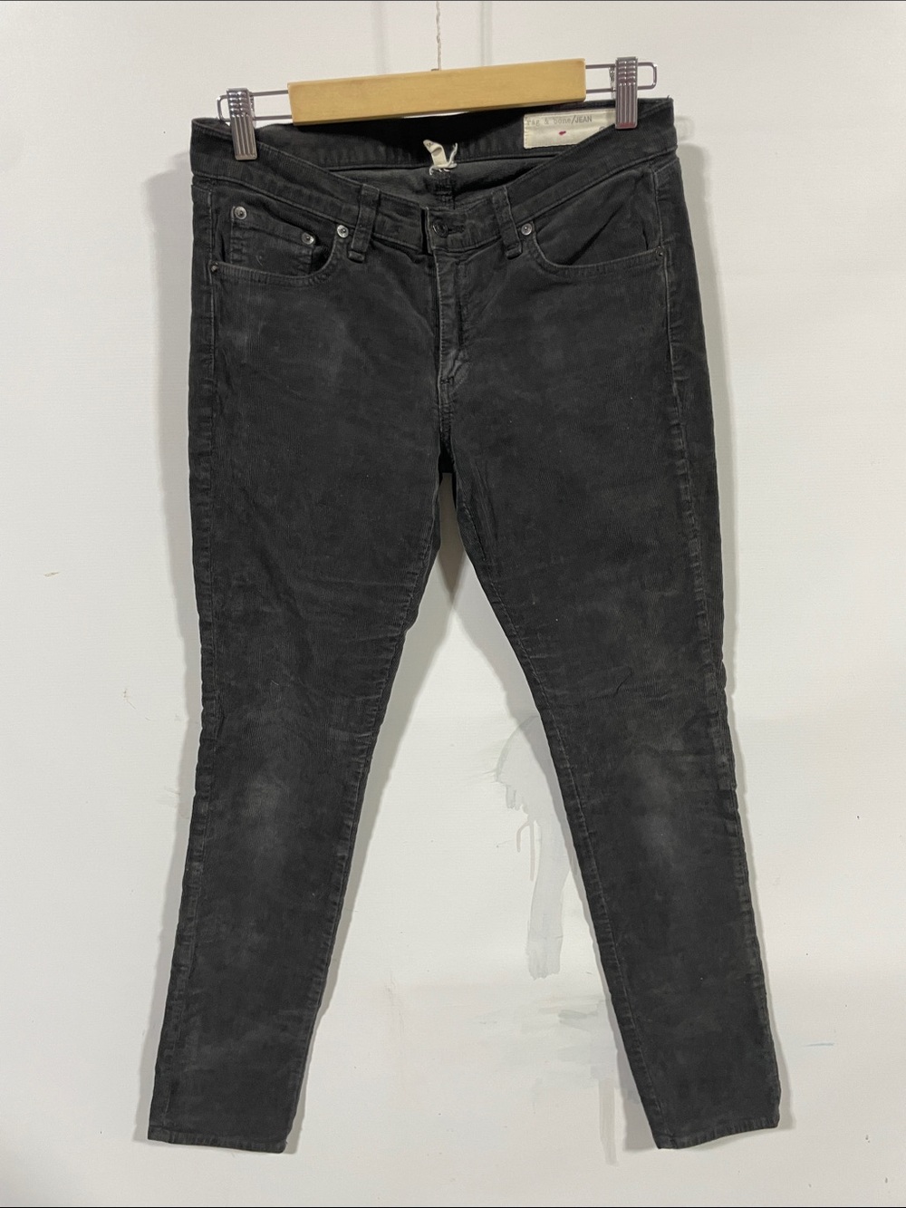 rag & bone Skinny Jeans in Washed Charcoal